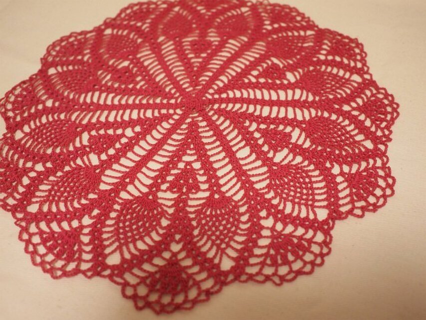 vala ドイリー 赤【30.0cm】