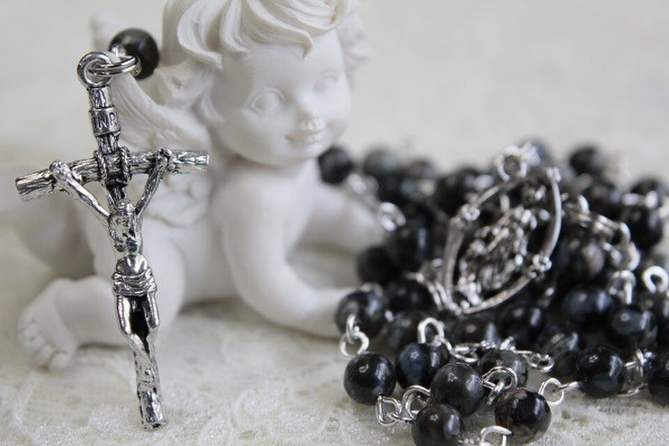 ケセラストーンのロザリオ