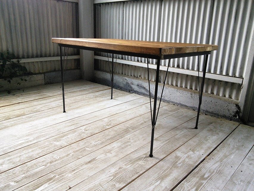 【展示作品】ダイニングテーブル（miinalanlan様オーダー品）