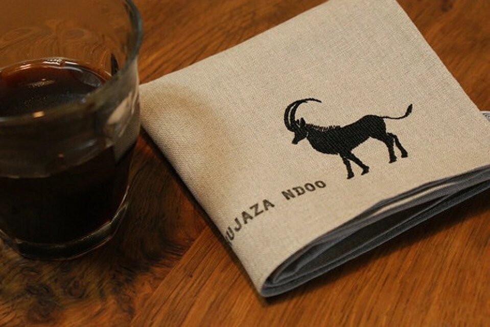 セーブルアンテロープ/リネンクロス～⁂美しくてスタイリッシュなハンカチ⁂送料無料