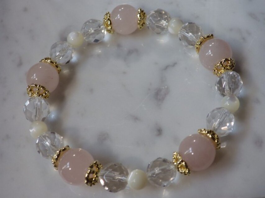 ローズクォーツ＋マザーオブパール＋水晶　ブレスレット