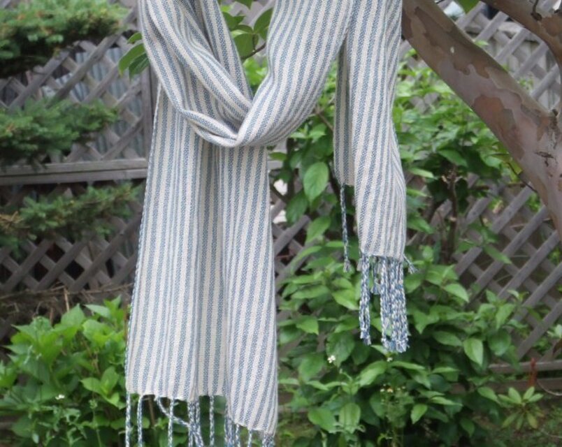 手織りオーガニックコットンストール・・青の縞