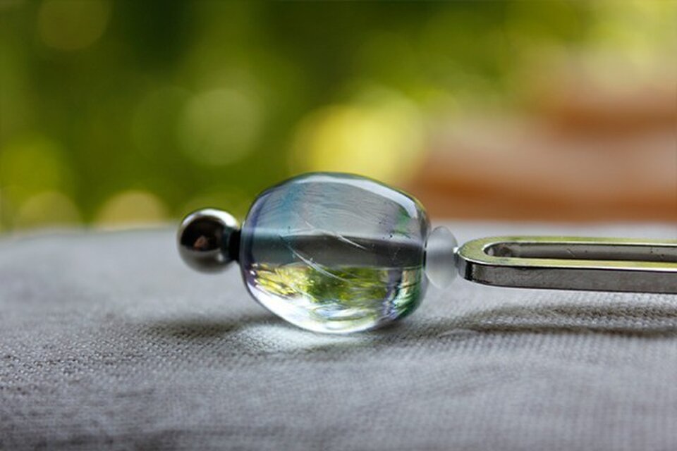 蜻蛉玉のかんざし（青・緑）