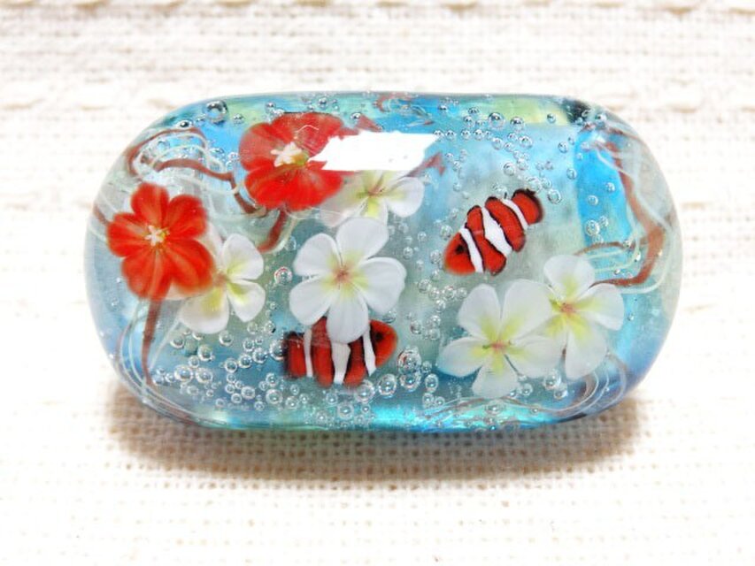 プルメリア・ハイビスカス・カクレクマノミのガラスの帯留め