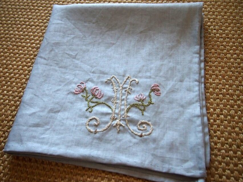 希少　アンティーク　刺繍入りリネン大判ハンカチ 楽天市場】イニシャル 刺繍 リネン ハンカチ セット