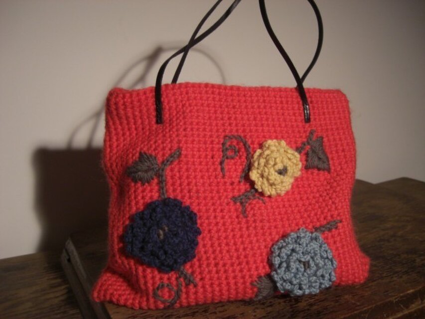 花アップリケのトートバッグ