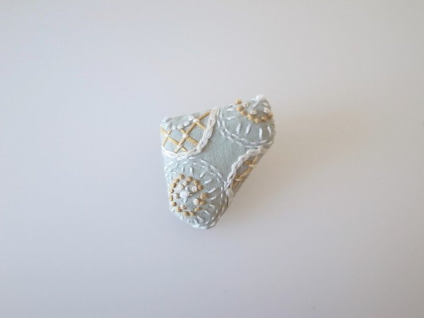 ブローチ[果実] 青林檎