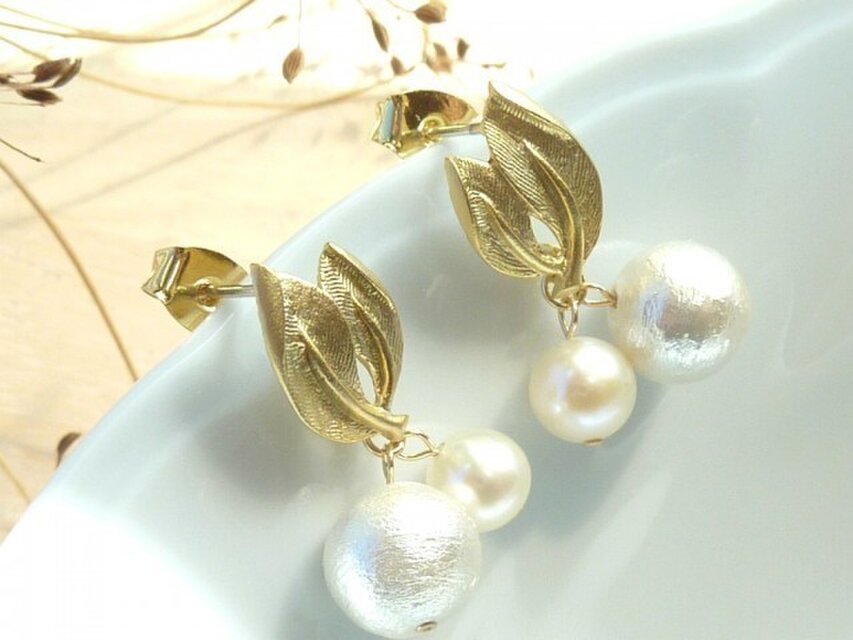 さくらんぼパール☆桜リーフピアス