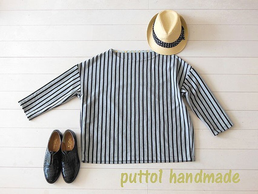 ストライプのドロップショルダー　カットソー♪8分袖