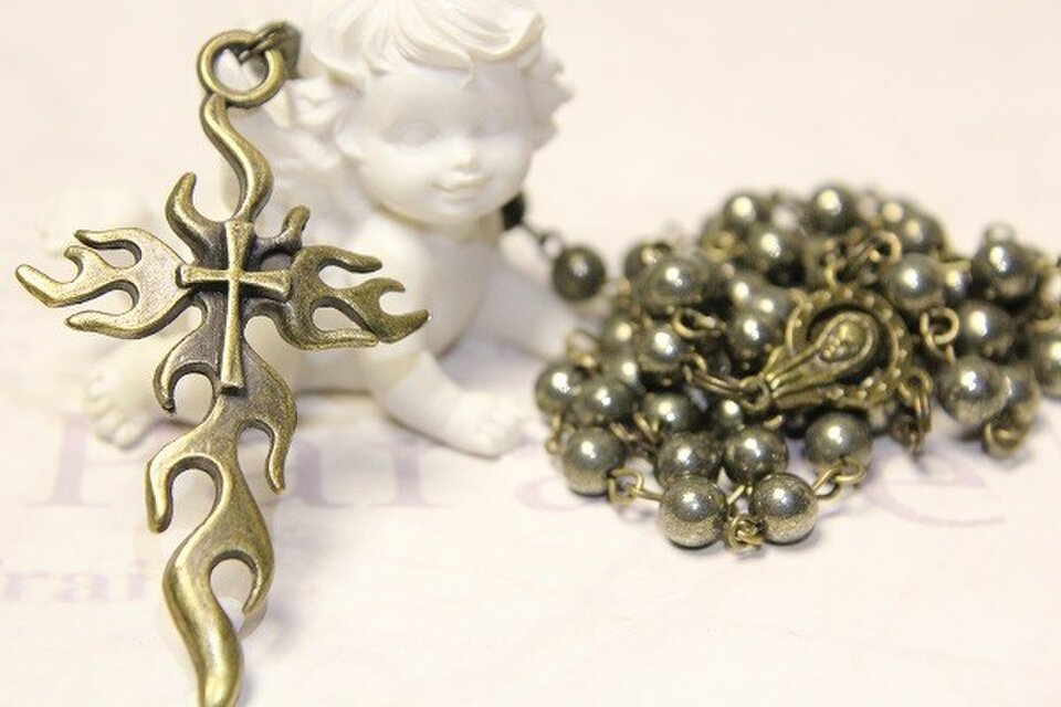 ゴールデンパイライトのロザリオ