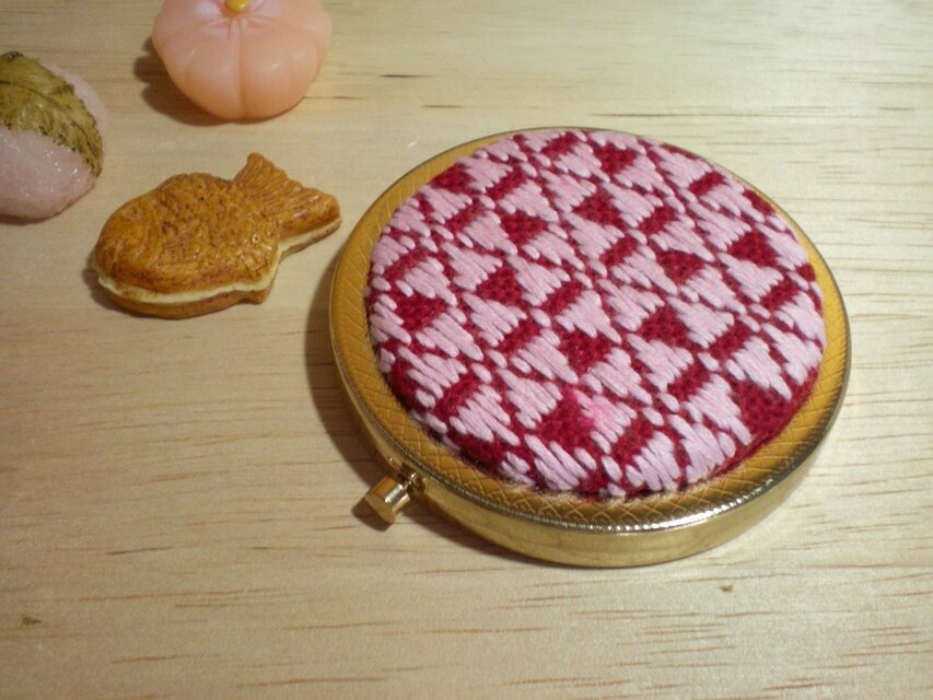 こぎん刺し*Wミラーコンパクトゴールド*赤×桃