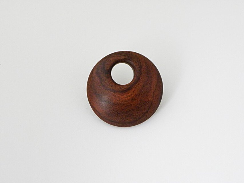 ブローチ -サントスローズウッド○-