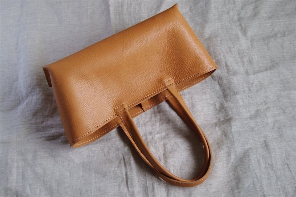 【Ａ様オーダー品】しっかり横長トートバッグ（ナチュラル色・Ｍ）