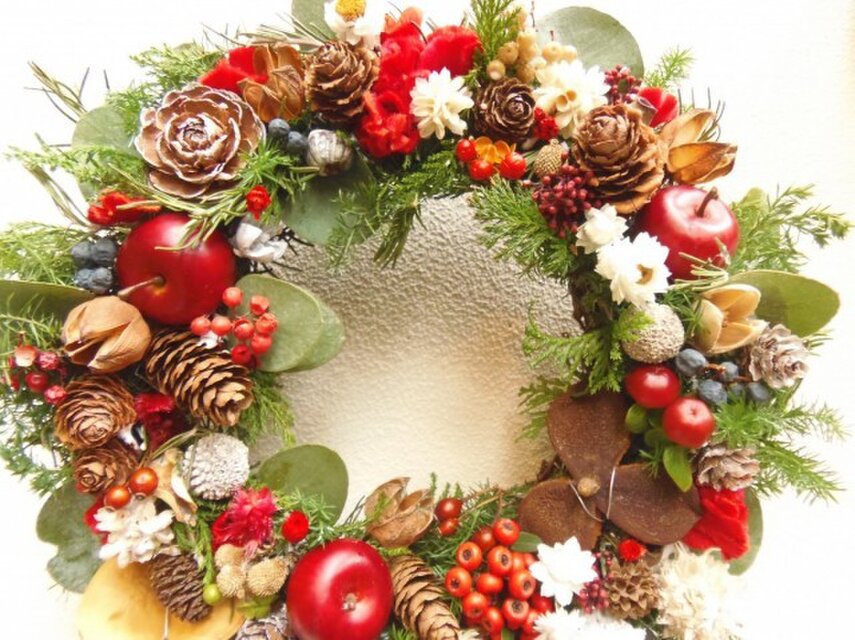 クリスマスリース(*^^*) フレッシュリース　木の実リース クリスマスリース(*^^*) フレッシュリース 木の実リース 木の実と小花