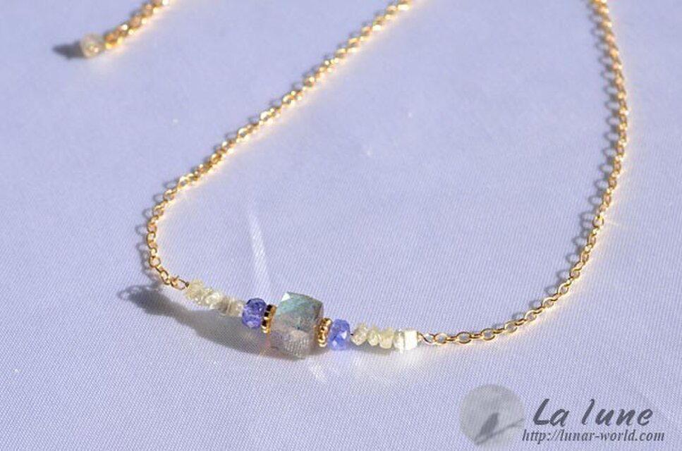 ラブラドとダイヤモンドシンプルネックレス