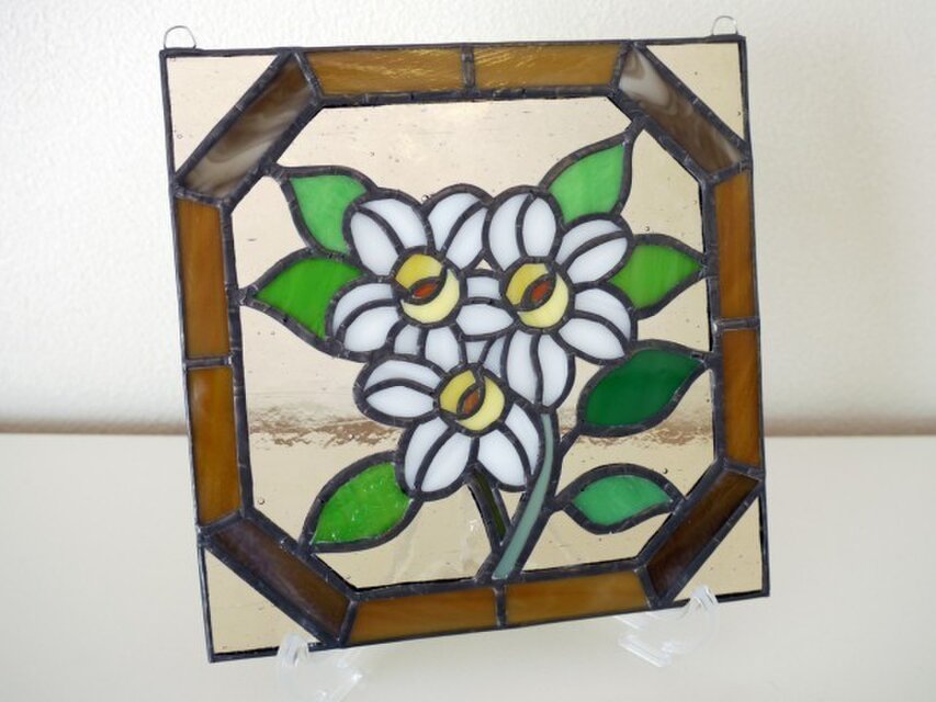 ステンドグラス ミニパネル 白い花 15cm | iichi 日々の暮らしを