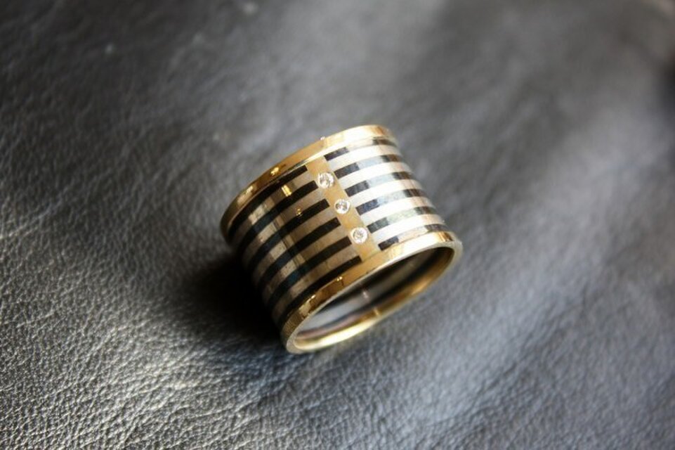 Liberty Border minimal ring
