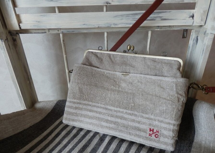 チェコリネンの両面ぽっけのがま口ショルダーｂ