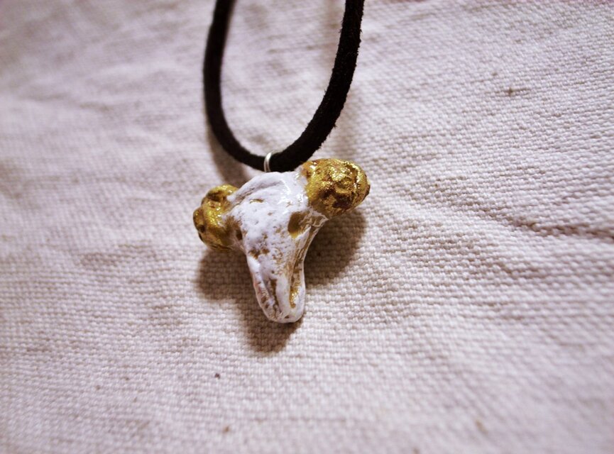 ガイコツ羊のチョーカーa