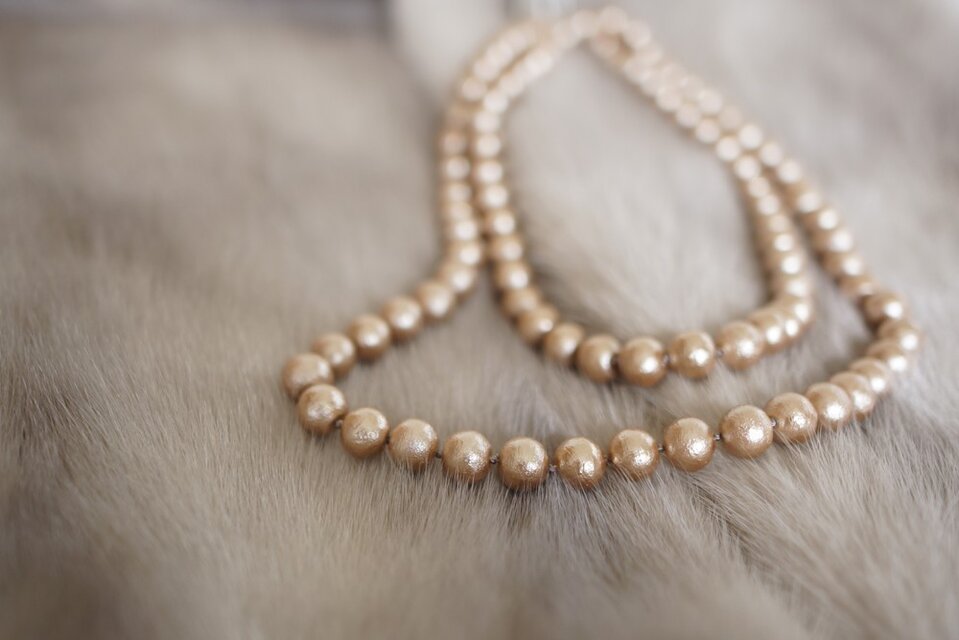 アンティークベージュロングネックレス 10-107 SLV925