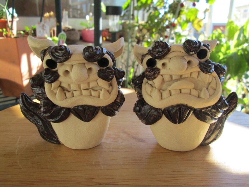 シーサー（アボカド釉）