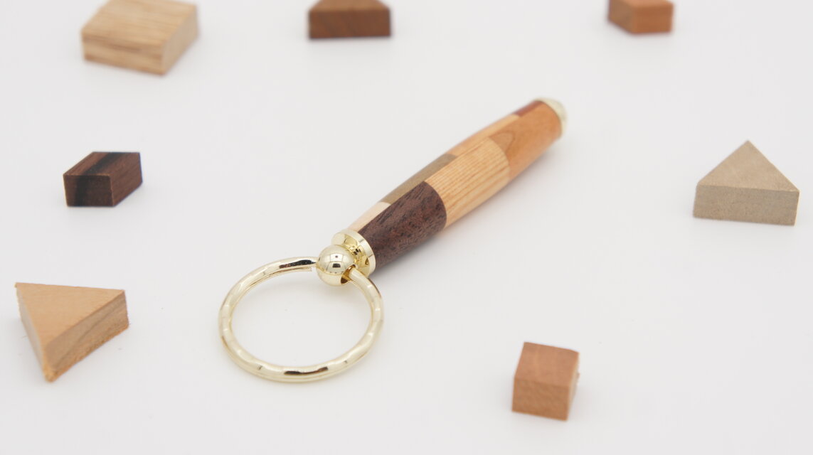 新作】寄木のキーホルダー・チェック | iichi 日々の暮らしを心地よく