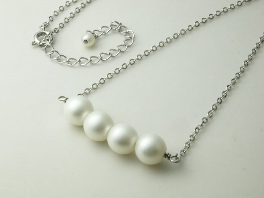 【ｍさまご注文分】チェコ・ガラスパールのネックレス