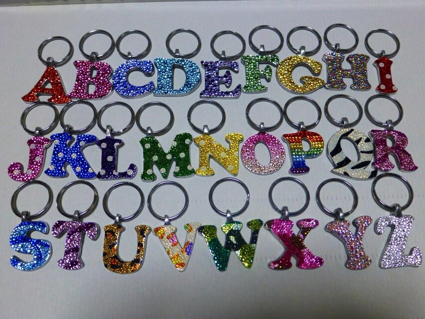 デコアルファベットキーホルダー