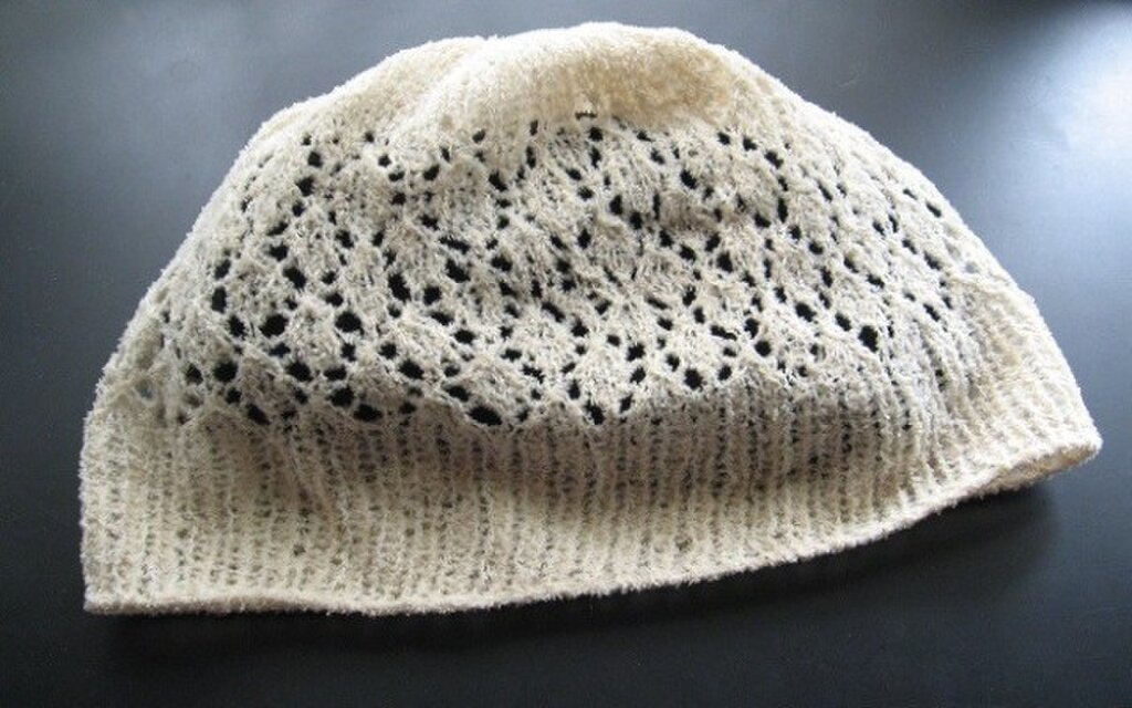 手編ニット帽子A