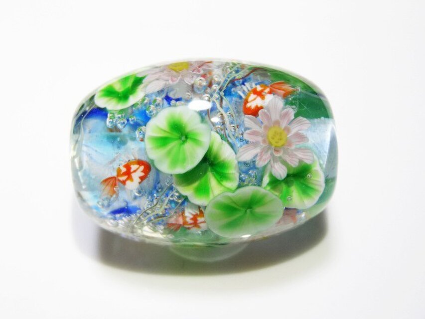 蓮と金魚のとんぼ玉