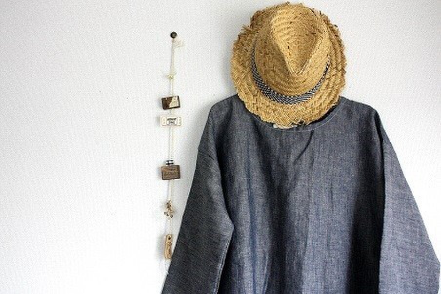 リネン100%のドロップショルダープルオーバー