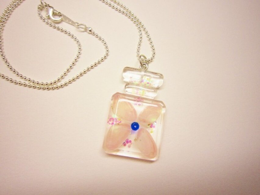 桜貝　Flour　ネックレス