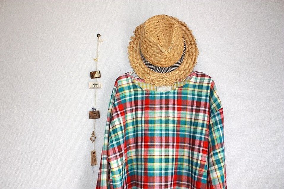 ドロップショルダーブラウス