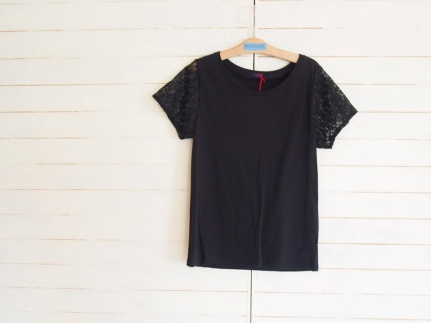 BLACK レース　Tシャツ