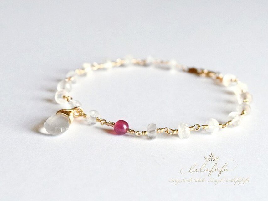 ムーン・ドロップブレスレット～セレモニアムーンストーン