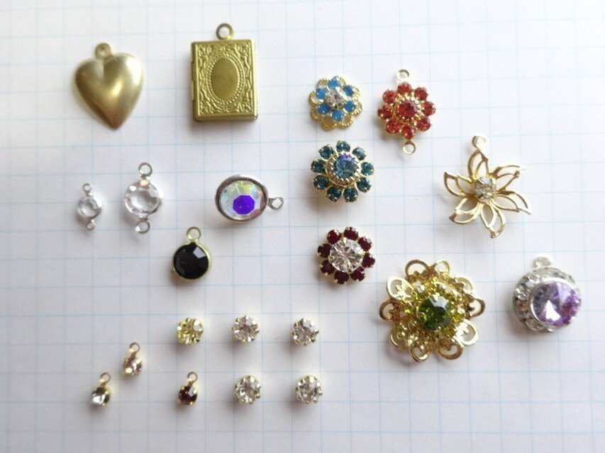 【素材・パーツ】スワロヴィンテージパーツアソートパックB