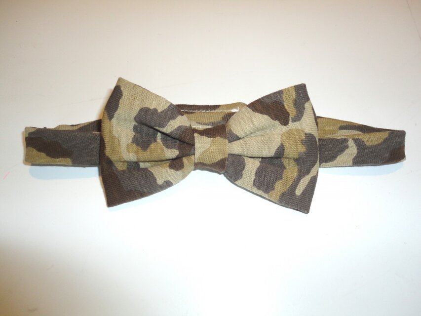 蝶ネクタイ　迷彩柄