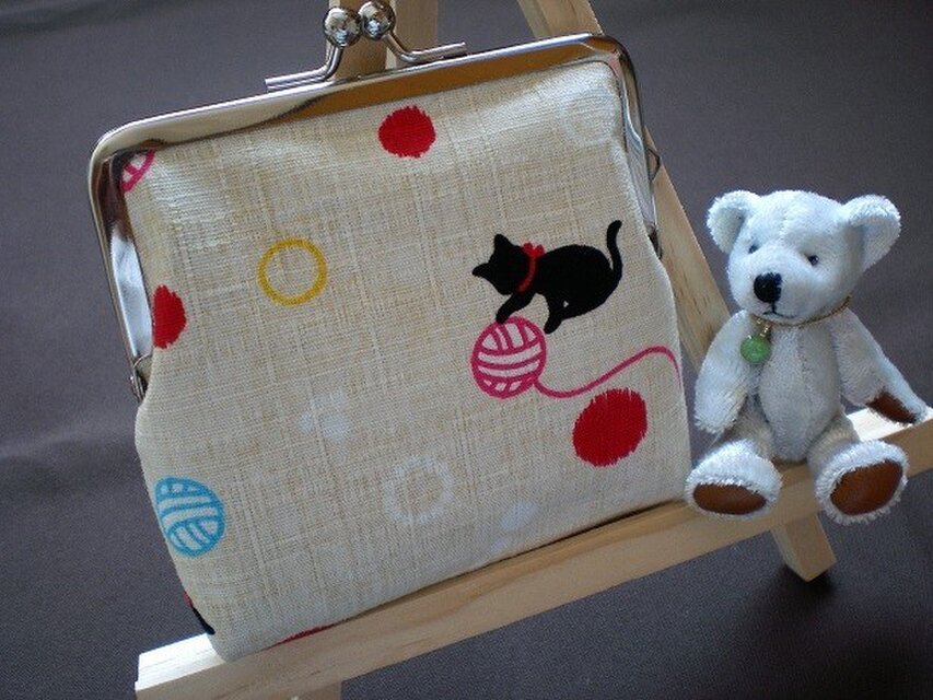 がま口*猫と毛糸玉（角型）