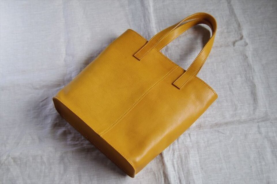 【Ｂ様オーダー品】Ａ４サイズのバケツトートバッグ