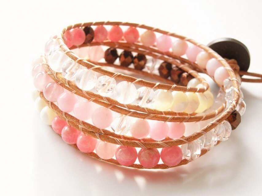 ベリーピンクのラップブレスレット