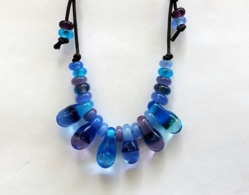 ネックレス（とんぼ玉）