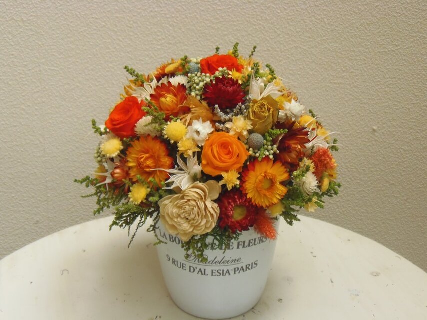 K様オーダー　オレンジと黄色のポットアレンジ