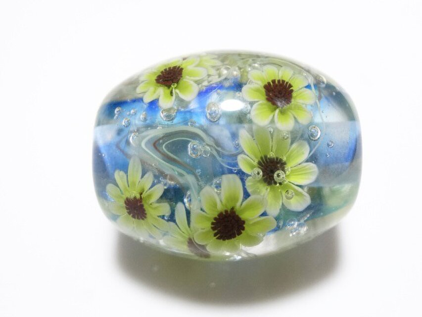 ひまわりのとんぼ玉 | iichi 日々の暮らしを心地よくするハンドメイド