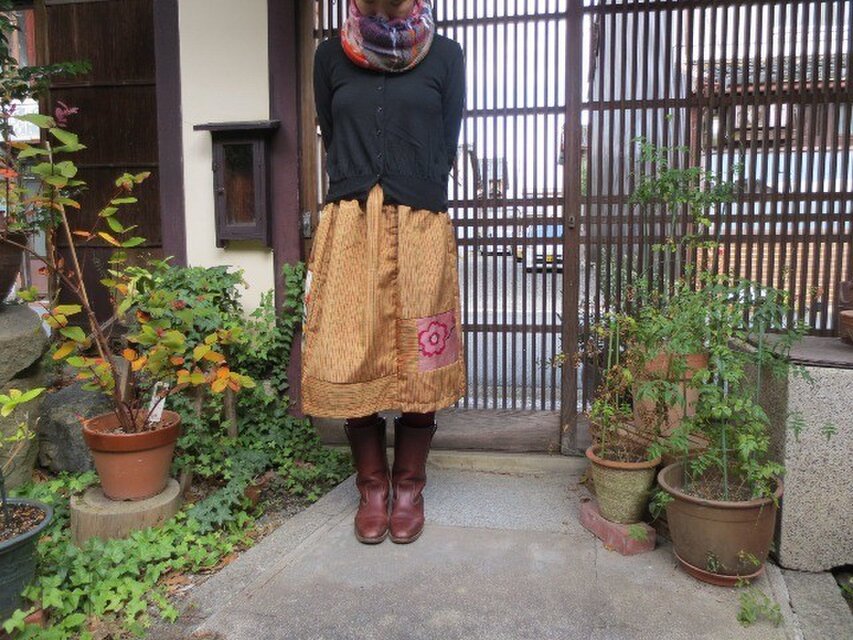 黄八丈みたいなしっかり紬ｄｅリメイク☆ブーツに合う67㎝丈