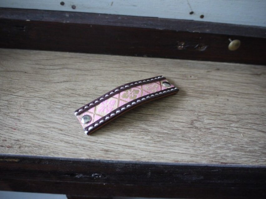 和柄　革製ヘアピン　こげ茶