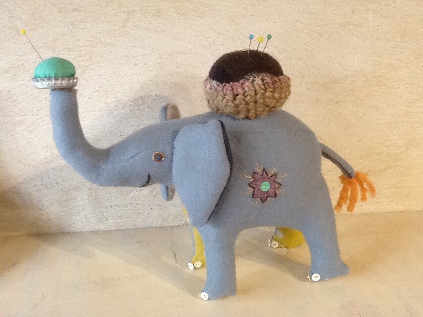 ゾウさんピンクッション