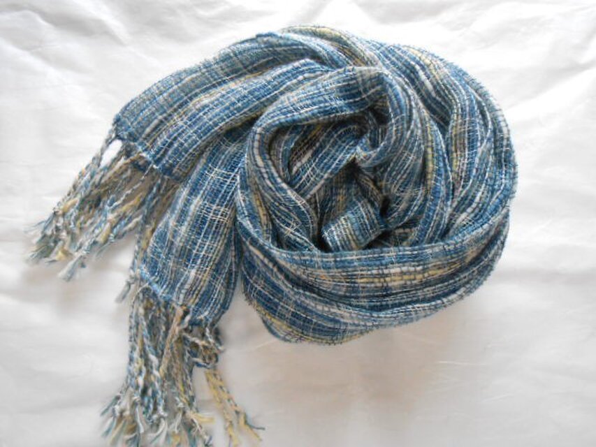 手織りストール（藍）
