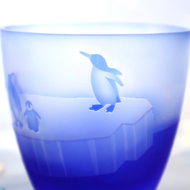 ペンギンのグラス | iichi 日々の暮らしを心地よくするハンドメイドや
