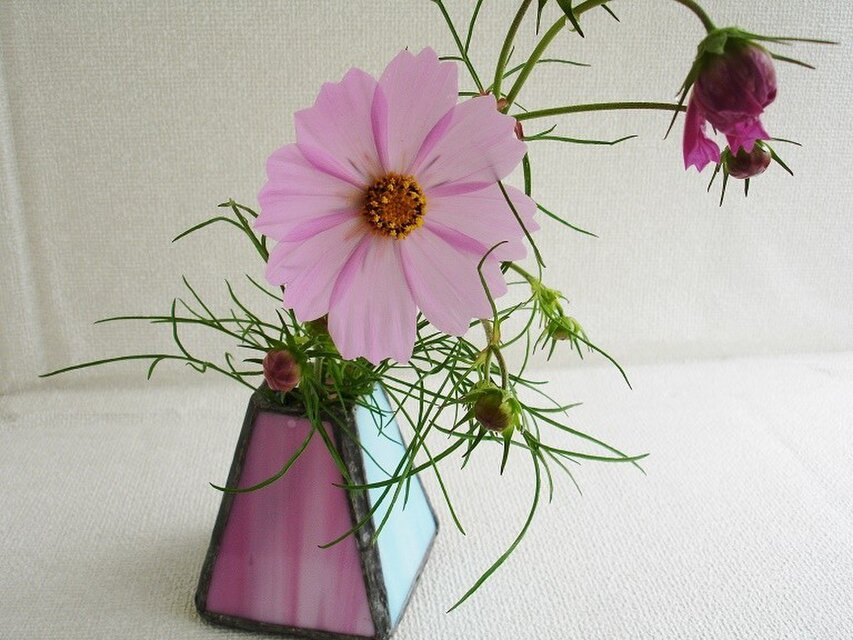 ステンドグラスの一輪挿し