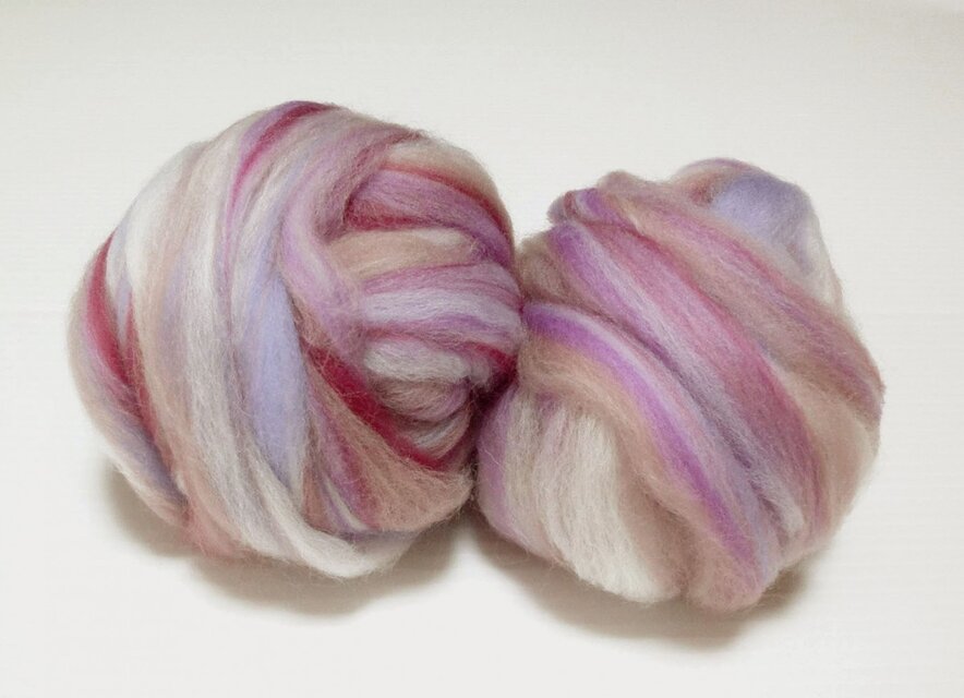 メリノ羊毛　ロービング　フェルトなどに